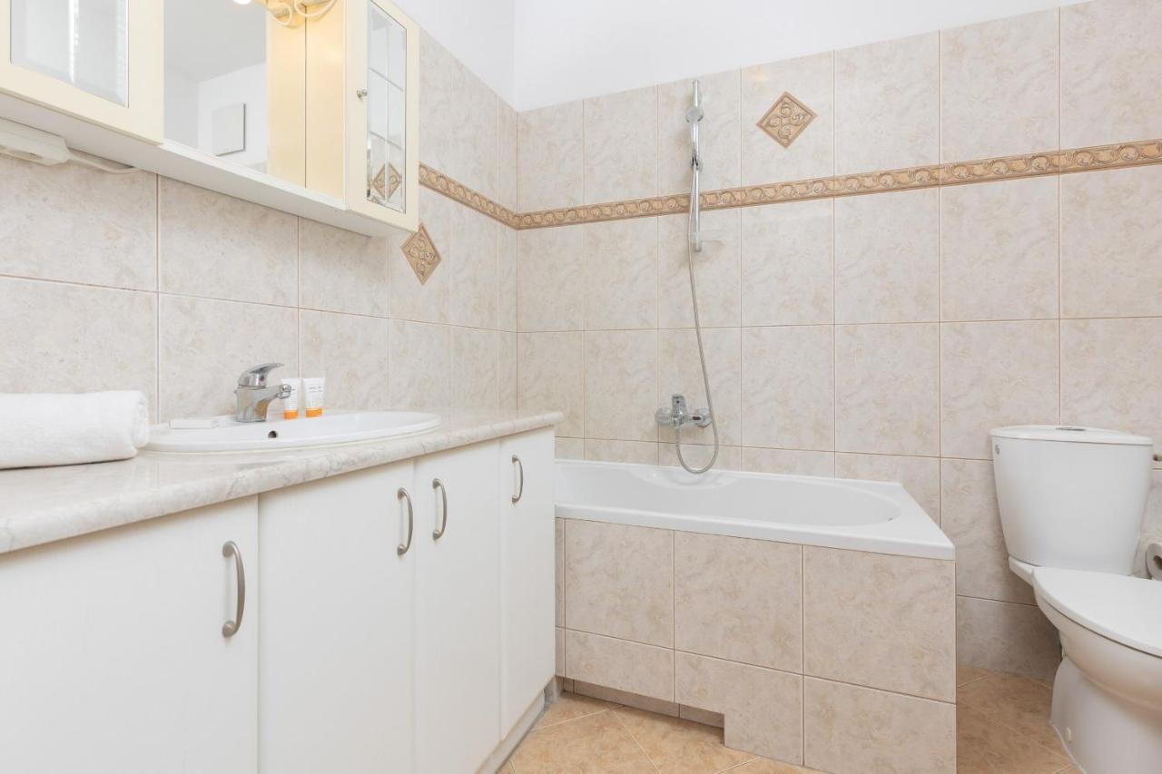 Belgradzka Apartment Warsaw By Noclegi Renters Bagian luar foto